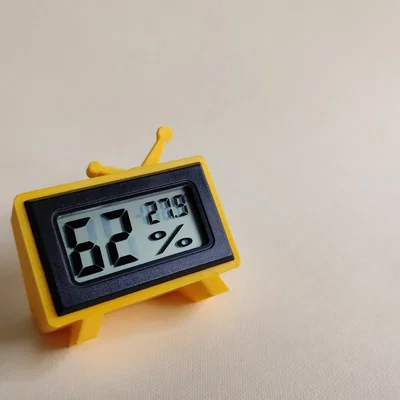 HygroVision - Vỏ máy đo độ ẩm phong cách tivi cổ điển