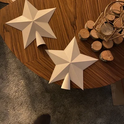 Ngôi sao nhỏ trang trí cây thông Noel