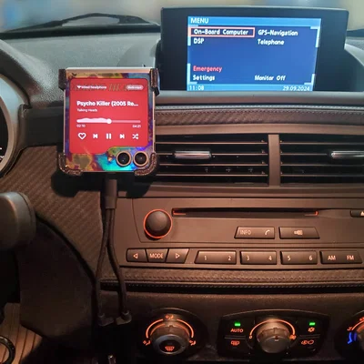 Giá đỡ Samsung Galaxy Z Flip 5/6 cho xe BMW Z4 (E85/E86)