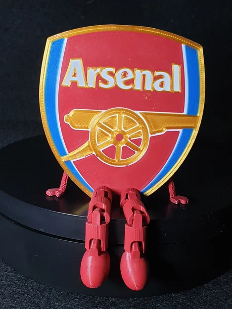 Mô hình khiên Arsenal FC có chân linh hoạt cực chất cho fan - Image 1