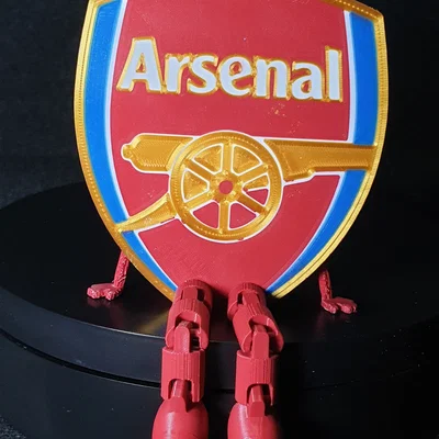 Mô hình khiên Arsenal FC có chân linh hoạt cực chất cho fan