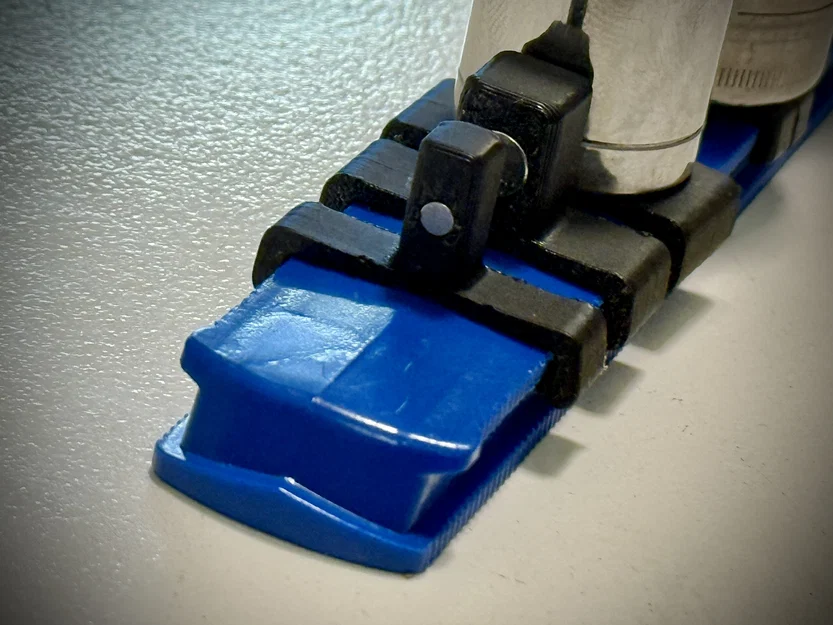 Kẹp giữ đầu tuýp 3/8 inch có nam châm cho hệ thống Ernst - Image 1