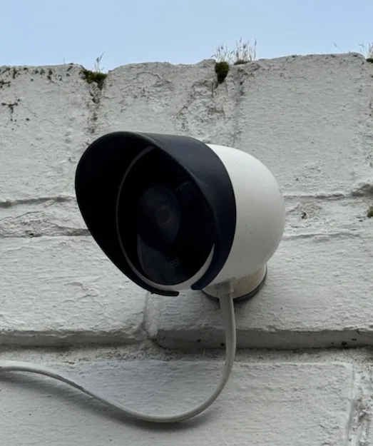 Mái che mưa nắng cho Google Nest Outdoor Camera - Tăng tuổi thọ thiết bị - Image 1