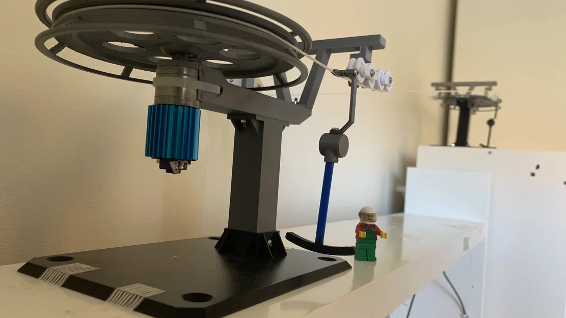 Mô hình cáp treo trượt tuyết hoạt động bằng động cơ điện - Image 3