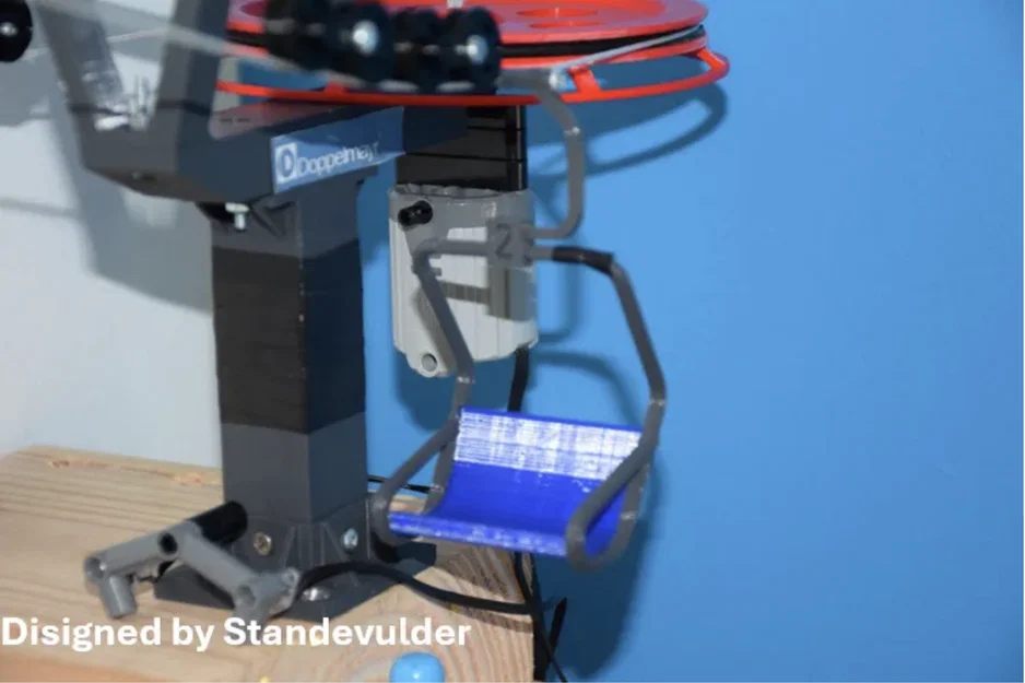 Mô hình cáp treo trượt tuyết hoạt động bằng động cơ điện - Image 10