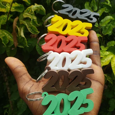 Móc khóa số 2025 - Thiết kế xinh xắn cho năm mới