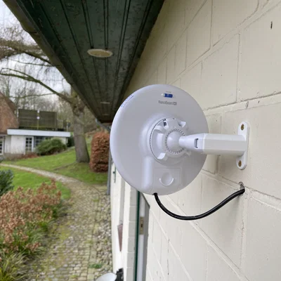 Giá treo tường NanoBeam AC5 2Gen