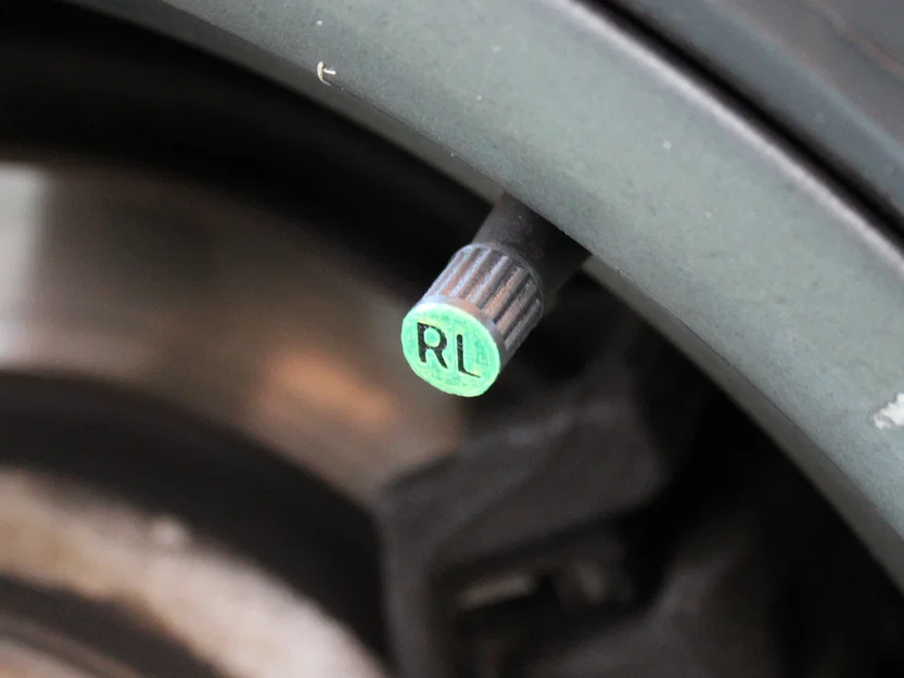 Nắp Van Đánh Dấu Vị Trí Lốp | Nắp Định Vị Bánh Xe - Image 2