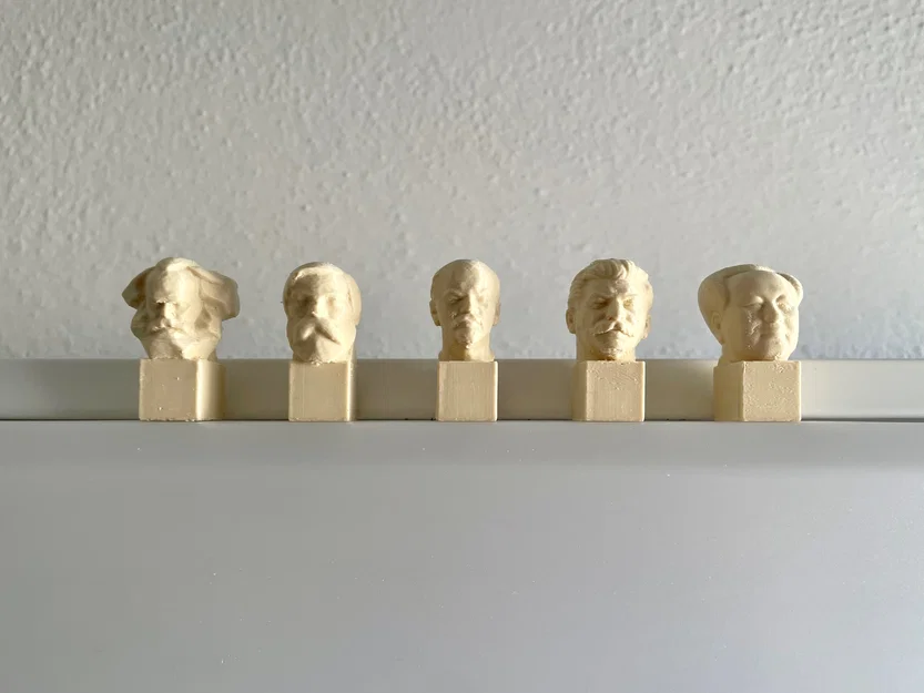 Mô hình 3D Five Heads of Communism - Image 1