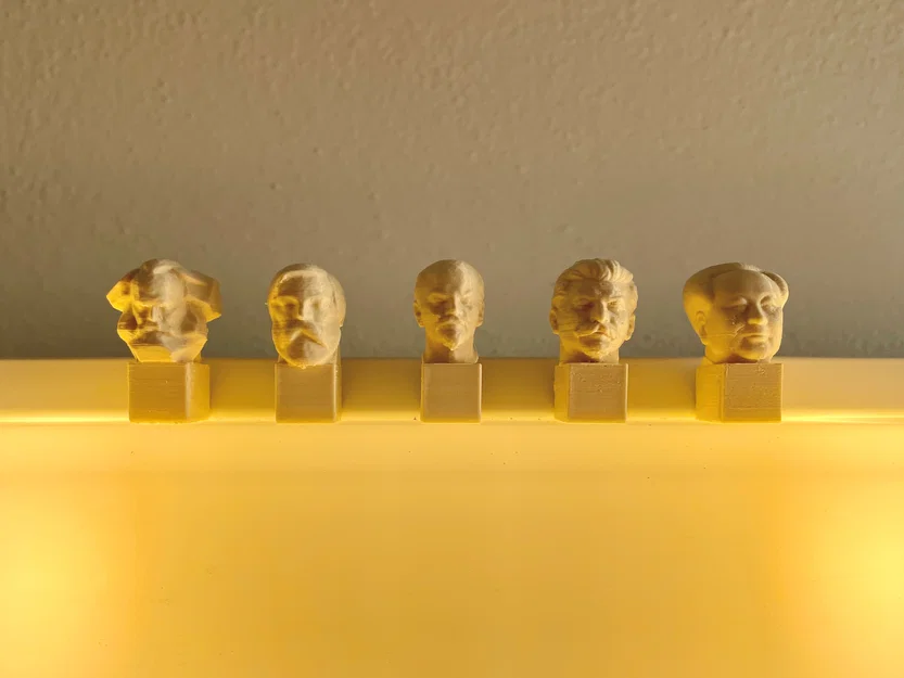 Mô hình 3D Five Heads of Communism - Image 2