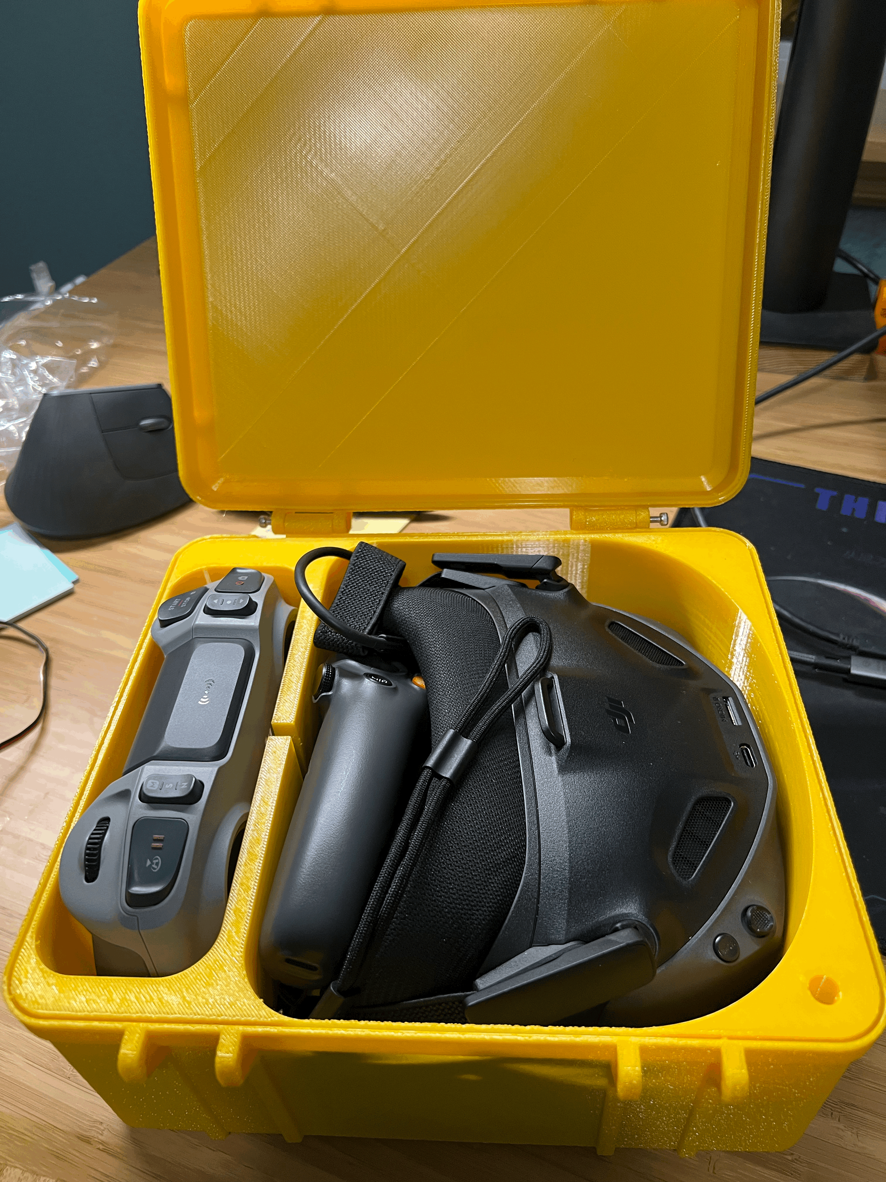 Hộp đựng Neo FPV (cho Goggles N3, FPV RC3, RC Motion 3) - Image 1