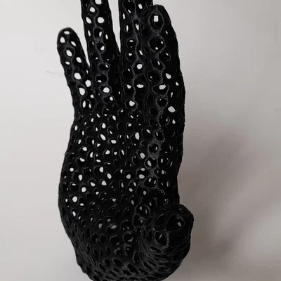 Bàn tay họa tiết Voronoi (Voronoi hand)
