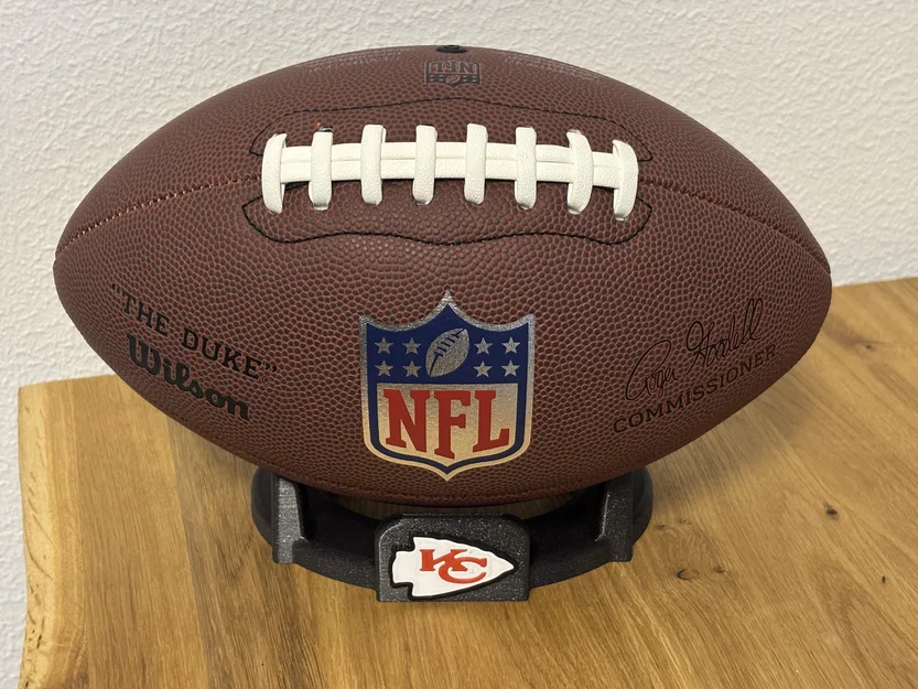 Giá đỡ bóng bầu dục Mỹ (American Football Holder) - Image 1