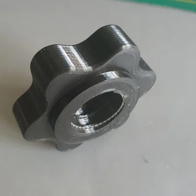 Ốc vặn tạ 28mm (Dumbbell Nut) - Bản bo tròn các cạnh - Remix