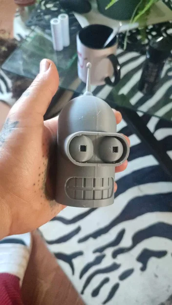 Nắp đậy móc kéo xe hơi hình robot Bender độc đáo - Image 3