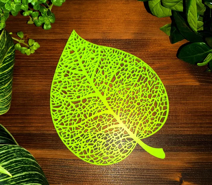 Lá Đoạn (Linden Leaf) Thiết Kế Voronoi - Image 3