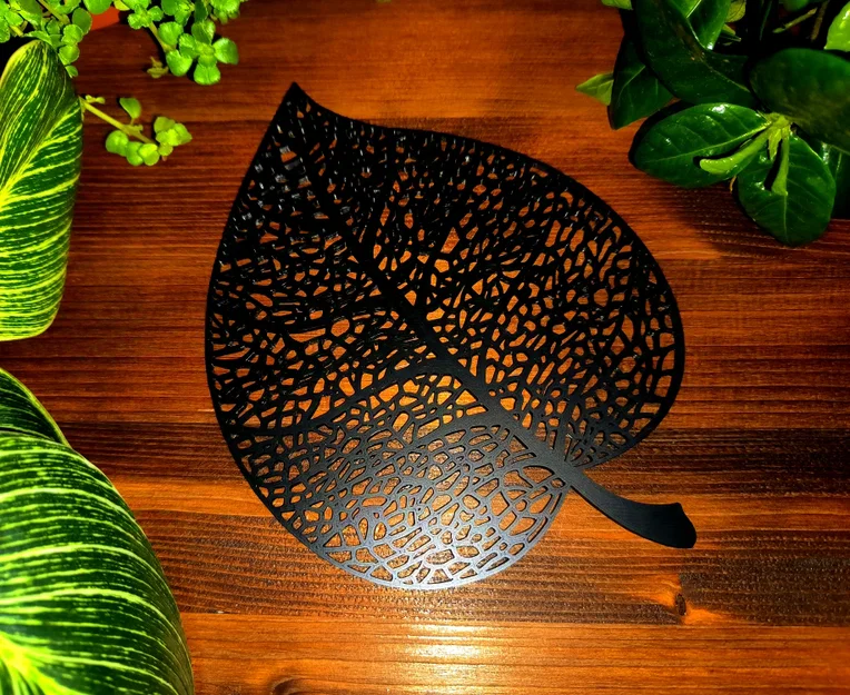 Lá Đoạn (Linden Leaf) Thiết Kế Voronoi - Image 5