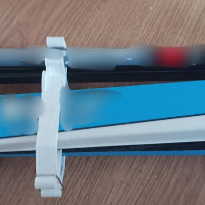 Giá đỡ ván trượt băng (Cross-country skis holder)