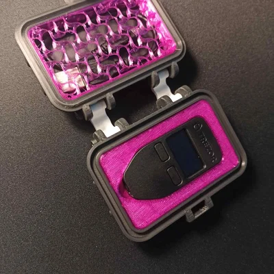 Vỏ hộp in 3D cho ví Trezor Model One