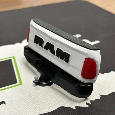 Mô hình móc treo chìa khóa đuôi xe RAM in 3D cực chất