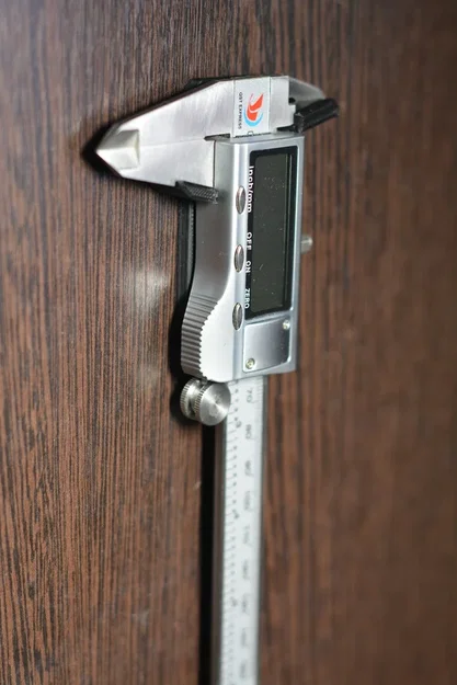 Giá treo thước kẹp (Caliper Holder) gắn tường tiện lợi cho xưởng - Image 2