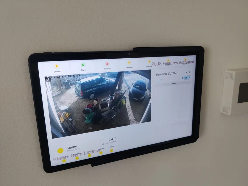 Giá treo tường cho Lenovo Tab M10 Plus 3rd Gen - Image 2