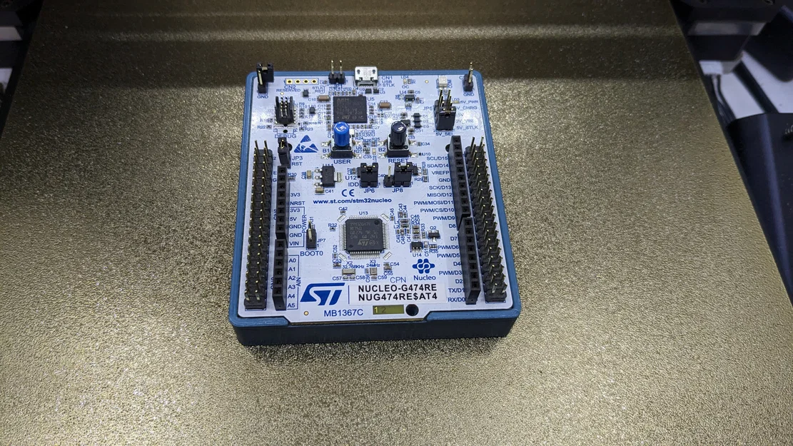 Vỏ bảo vệ tối giản cho STM32 Nucleo-64 - Image 1