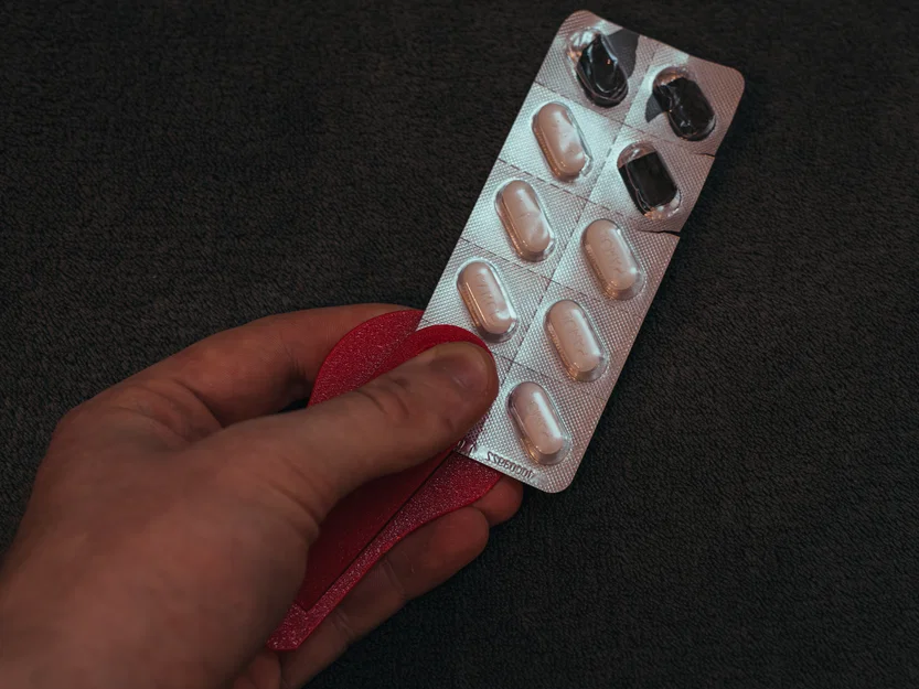 EasyPill | Dụng cụ lấy thuốc dạng vỉ tiện lợi và chắc chắn - Image 4