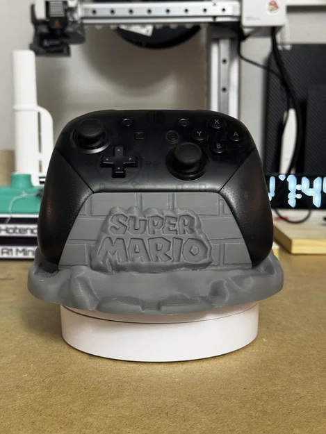 Đế giữ tay cầm Nintendo Switch – Bộ chủ đề Super Mario - Image 1