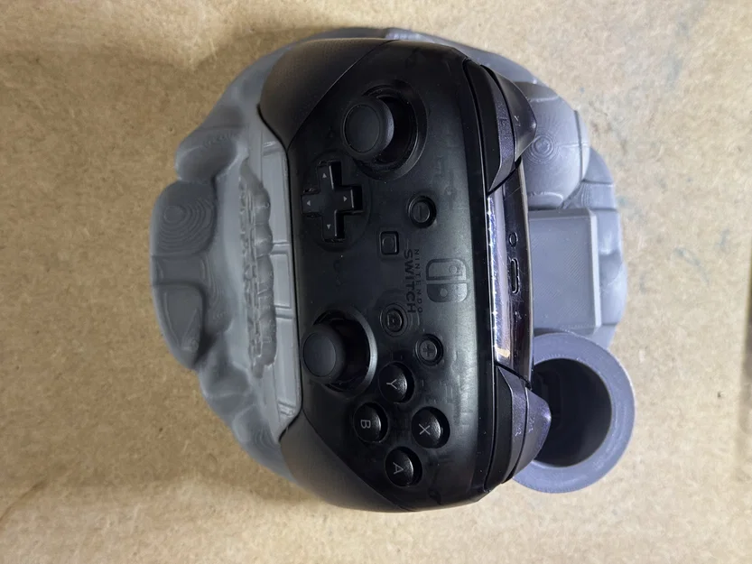 Đế giữ tay cầm Nintendo Switch – Bộ chủ đề Super Mario - Image 2