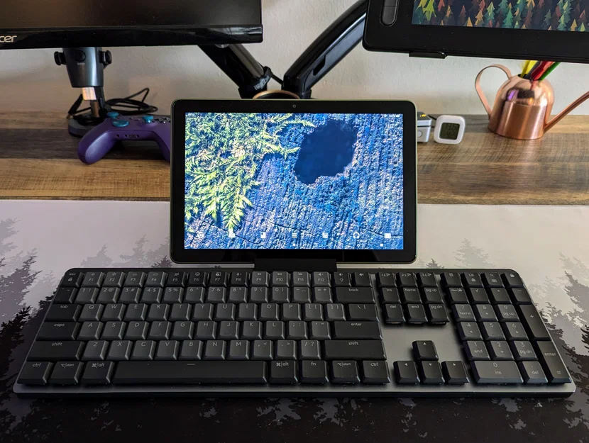 Giá đỡ điện thoại / máy tính bảng cho bàn phím Logitech MX Mechanical - Image 1