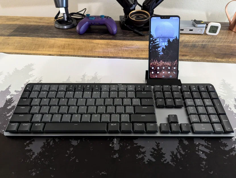 Giá đỡ điện thoại / máy tính bảng cho bàn phím Logitech MX Mechanical - Image 2