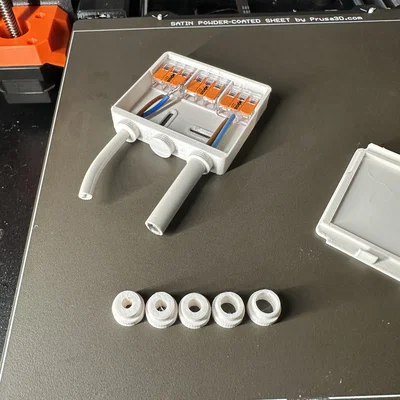 Hộp nối dây WAGO 221 3x3 kèm nắp đậy