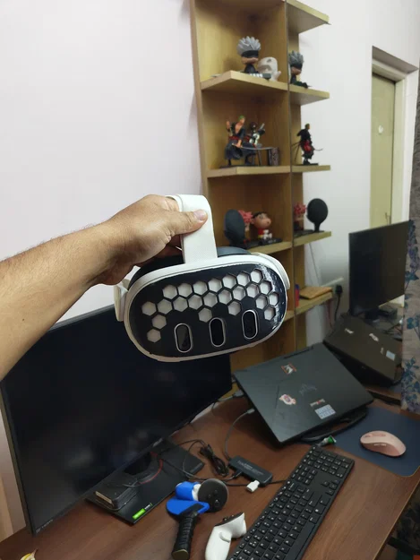 Ốp bảo vệ Meta Quest 3 họa tiết tổ ong (Hexagon Shield) in 3D - Image 2