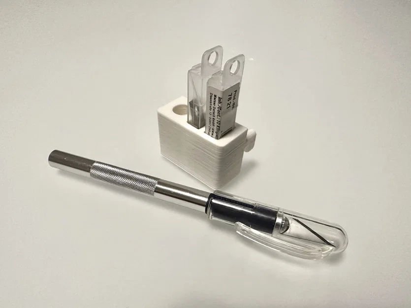 Giá đỡ dao mổ IKEA SKADIS - Image 3