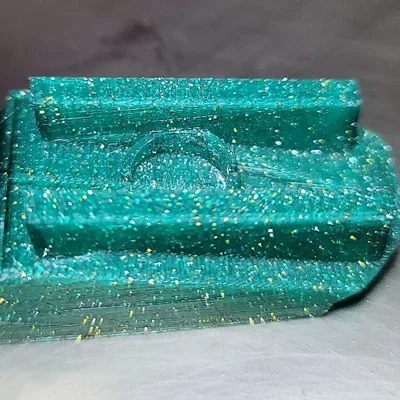 Bản remix dụng cụ cắt thuốc (Pill cutter remix)