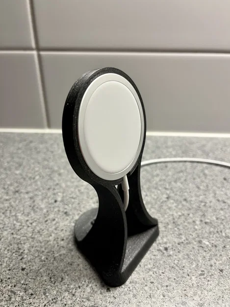 Đế sạc MagSafe cho iPhone tích hợp khay sạc AirPods - Image 1