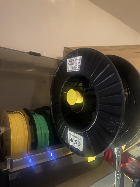 Giá đỡ cuộn nhựa 3Kg cho máy in 3D Anycubic Kobra 3 Max - Image 2