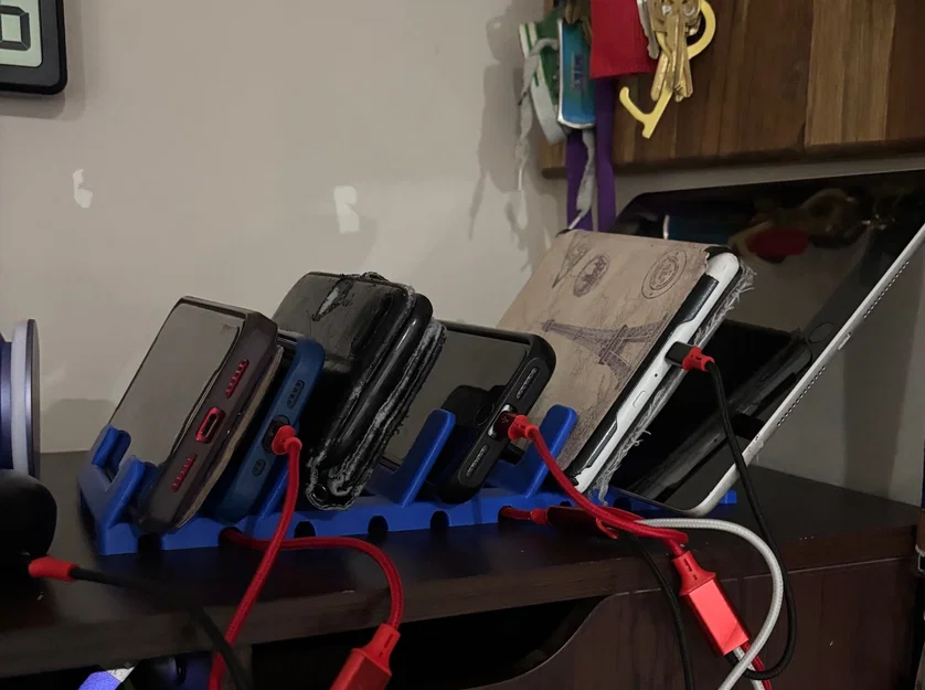 Trạm sạc đa năng 8 khe cho điện thoại và máy tính bảng in 3D - Image 2