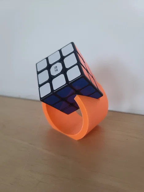 Giá đỡ khối Rubik (Rubik Cube Stand) tinh tế cho bàn làm việc - Image 4