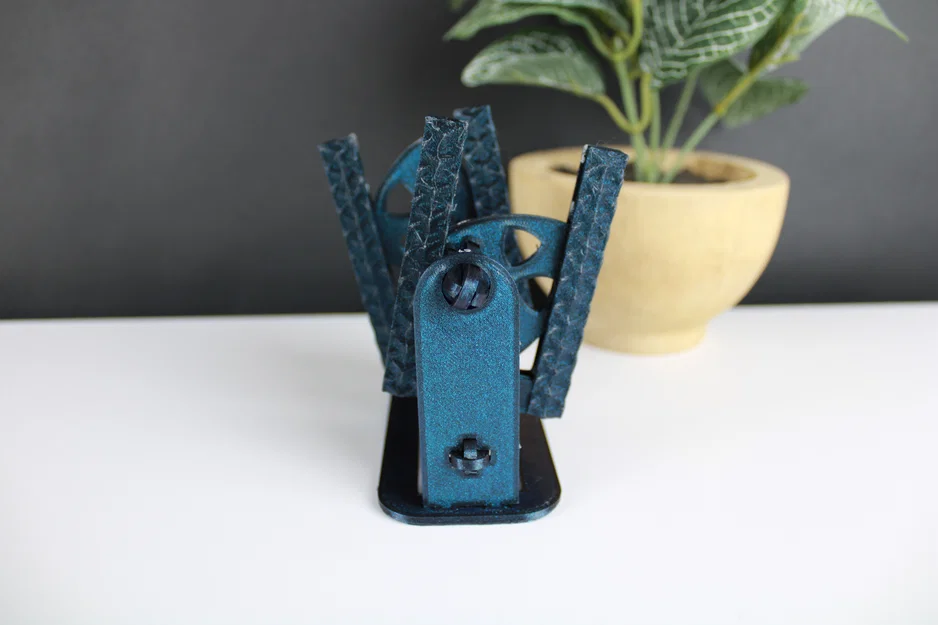 Bộ Kit Cơ Khí Hình Tam Giác Reuleaux (Reuleaux Triangle Mechanism Kit Card) - Image 4