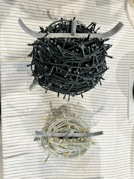 Cuộn dây thu đèn trang trí Giáng sinh dùng máy khoan - Image 3