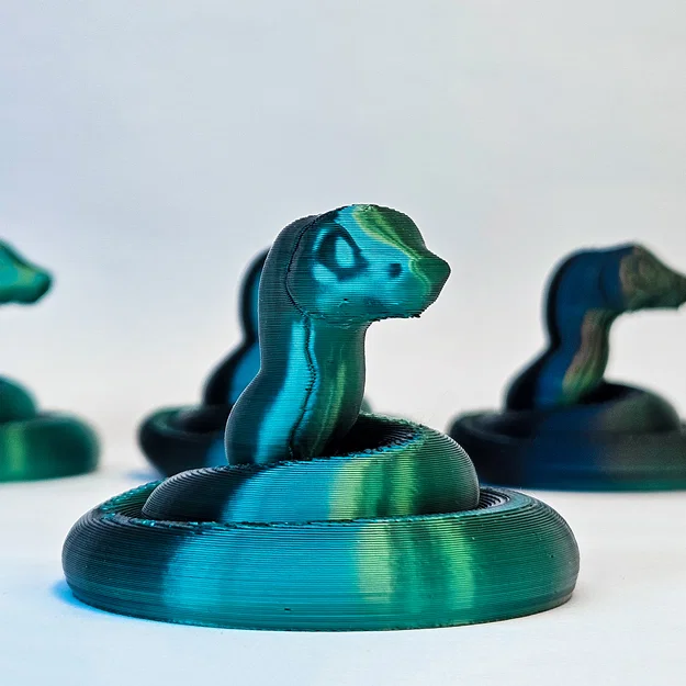 Rắn thần đón xuân 2025 - Image 1