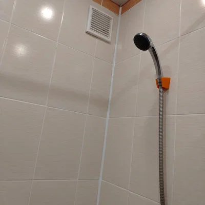 Giá treo vòi sen 3D tiện lợi 2 vị trí điều chỉnh cho phòng tắm