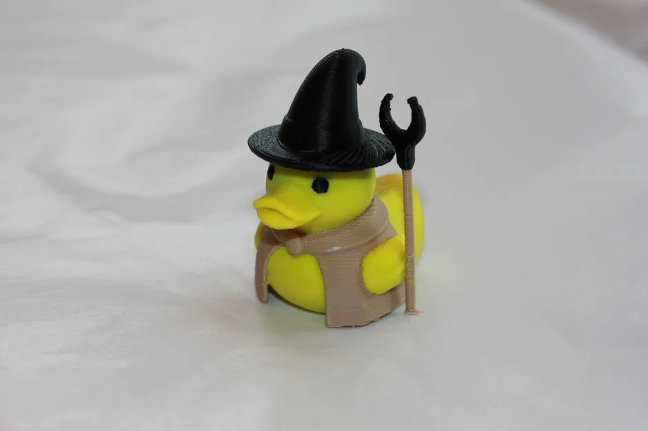 Mô hình chú vịt phù thủy (Wizard Duck) trang trí siêu cute - Image 1