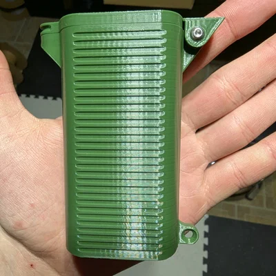 Hộp Đựng Bật Lửa Bic và Thuốc Cuốn