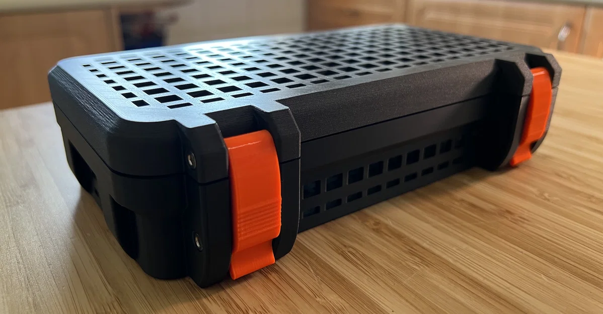 Utility Case Low Boy Lattice Edition - Hộp Đựng Đa Năng - Image 1