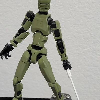 Mẫu đầu thay thế phong cách chiến binh cho mô hình Dummy 13