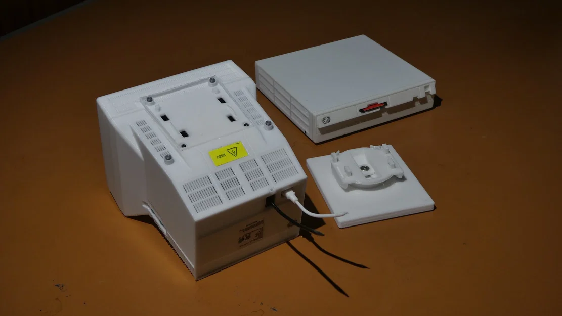 Mô hình màn hình CRT IBM PS/2 Color Display 8512 tỉ lệ 1:4 - Image 11