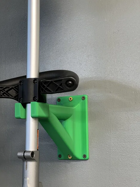 Giá treo tường chắc chắn cho máy cắt cỏ EGO - Image 3